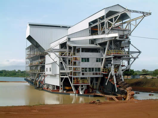 Sierre Leone: Large Mineral Sands Mining Operation - New Dredge